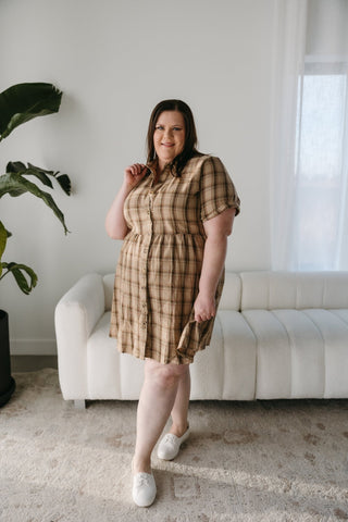 PLAID BUTTON FRONT DRESS IN WOVEN WICKER - Love Marlow