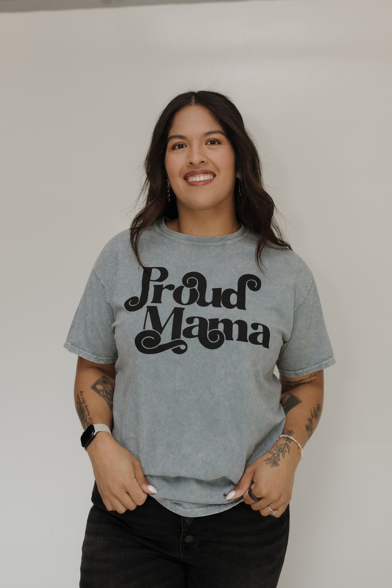 "PROUD MAMA" GRAPHIC TEE - Love Marlow