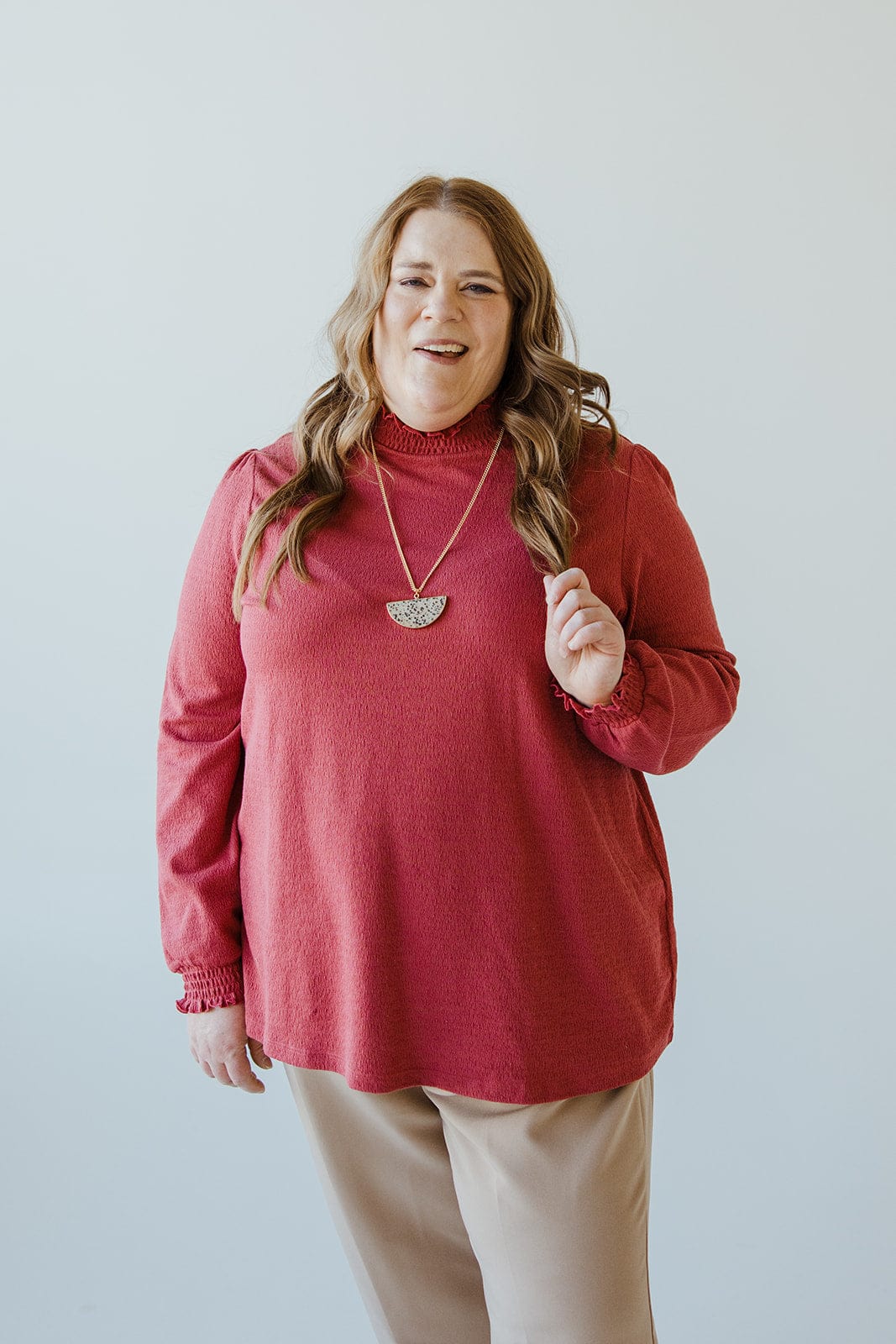 PUFF SLEEVE RUFFLE TURTLENECK IN ROSEWOOD - Love Marlow