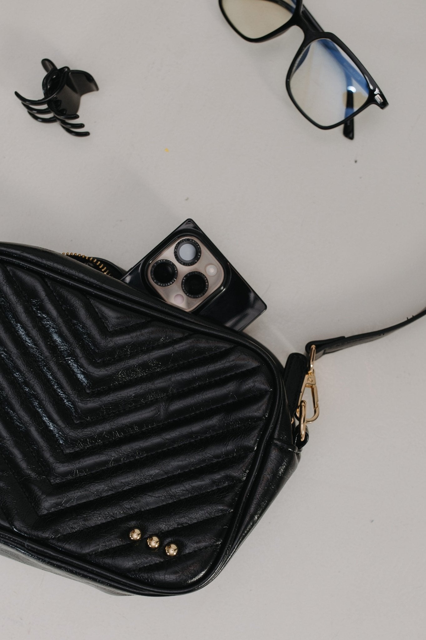 QUILTED CAMERA CROSSBODY BAG IN BLACK - Love Marlow