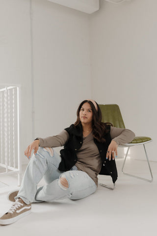 QUILTED VEST IN BLACK - Love Marlow