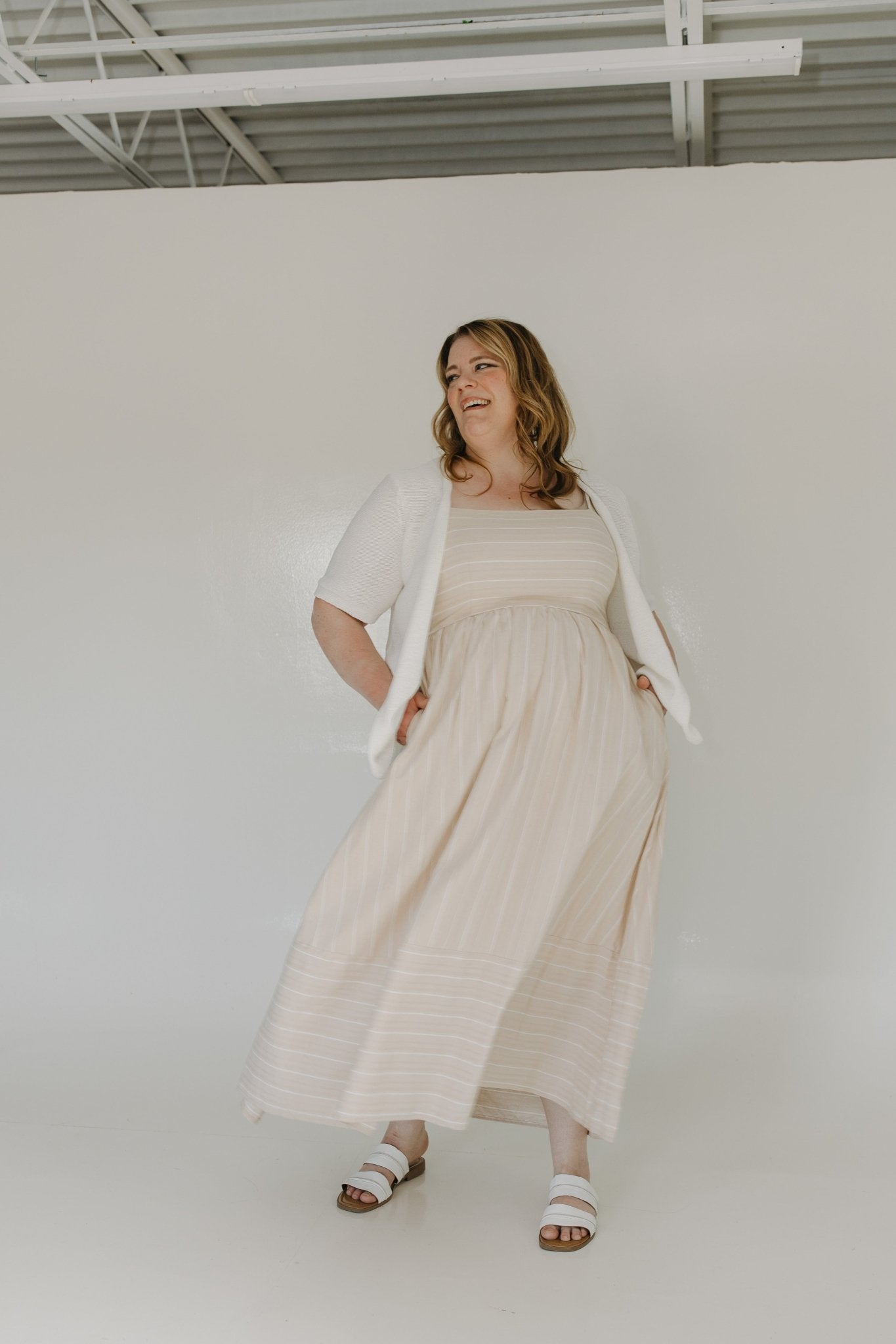 RETRO A-LINE STRIPED DRESS WITH KEYHOLE BACK  Love Marlow