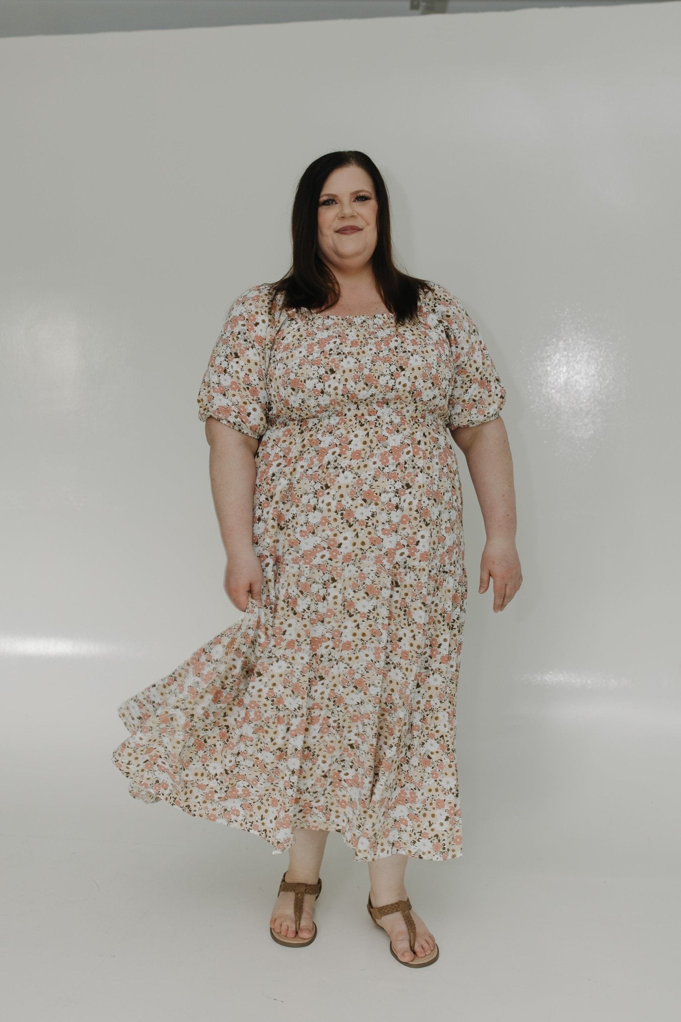 RETRO FLORAL SMOCKED BODICE TIERED SKIRT WITH BUBBLE SLEEVE - Love Marlow