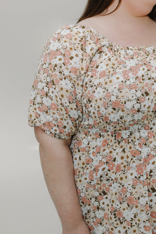 RETRO FLORAL SMOCKED BODICE TIERED SKIRT WITH BUBBLE SLEEVE - Love Marlow