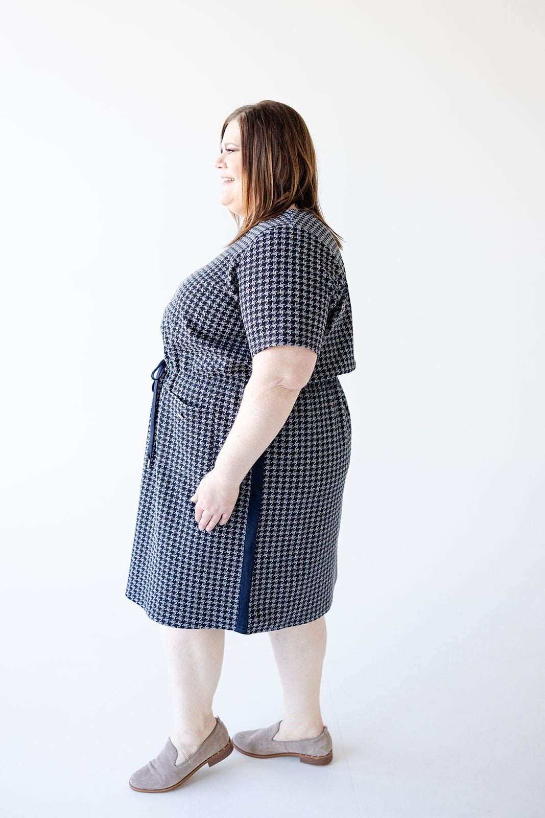 RETRO VIBING HOUNDSTOOTH DRESS - Love Marlow