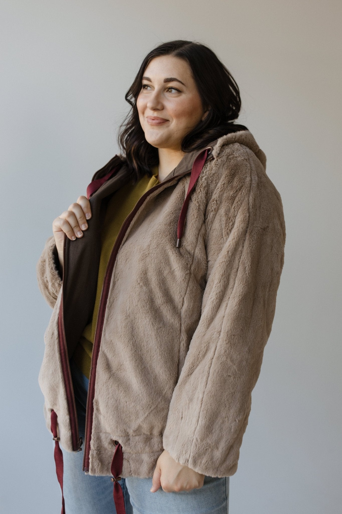 REVERSIBLE FAUX FUR JACKET - Love Marlow