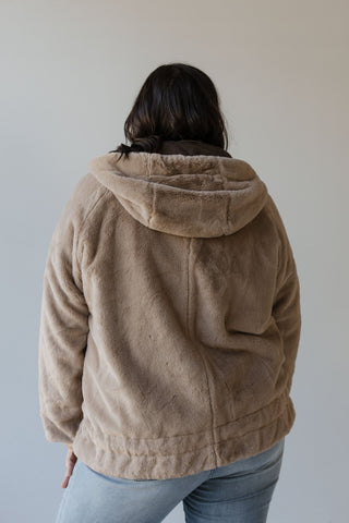 REVERSIBLE FAUX FUR JACKET - Love Marlow