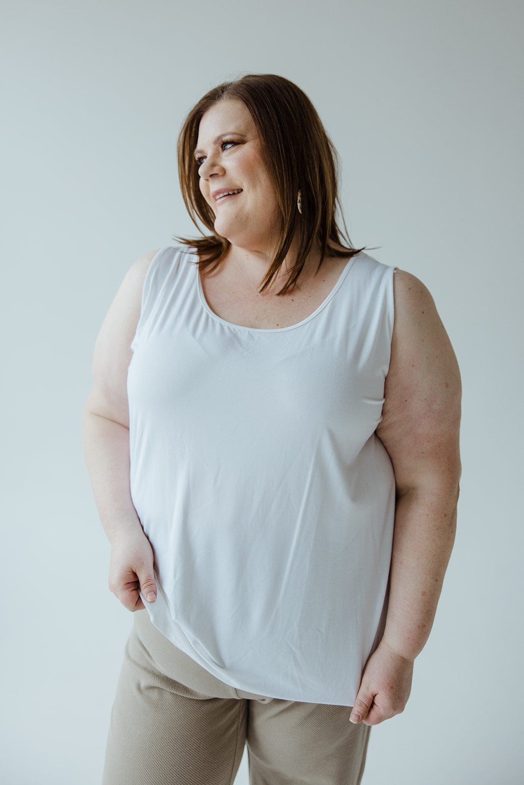 REVERSIBLE NECKLINE TANK IN WHITE - Love Marlow