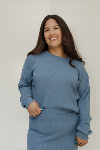 RIBBED CROPPED SWEATER IN ADRIFT - Love Marlow