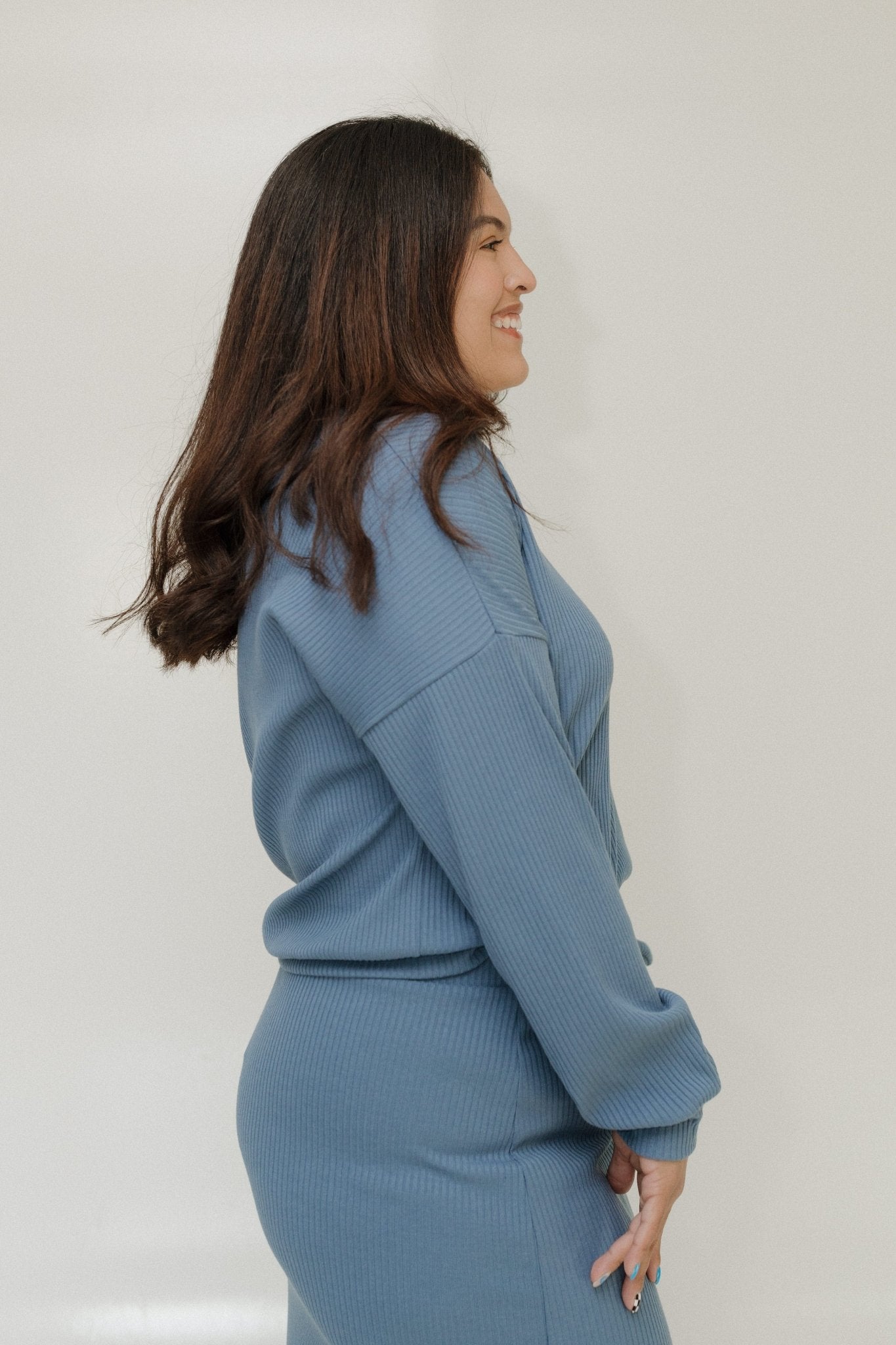 RIBBED CROPPED SWEATER IN ADRIFT - Love Marlow