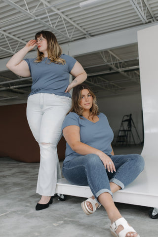 RIBBED ESSENTIAL SCOOPED NECK TEE IN LAGUNA BLUE - Love Marlow