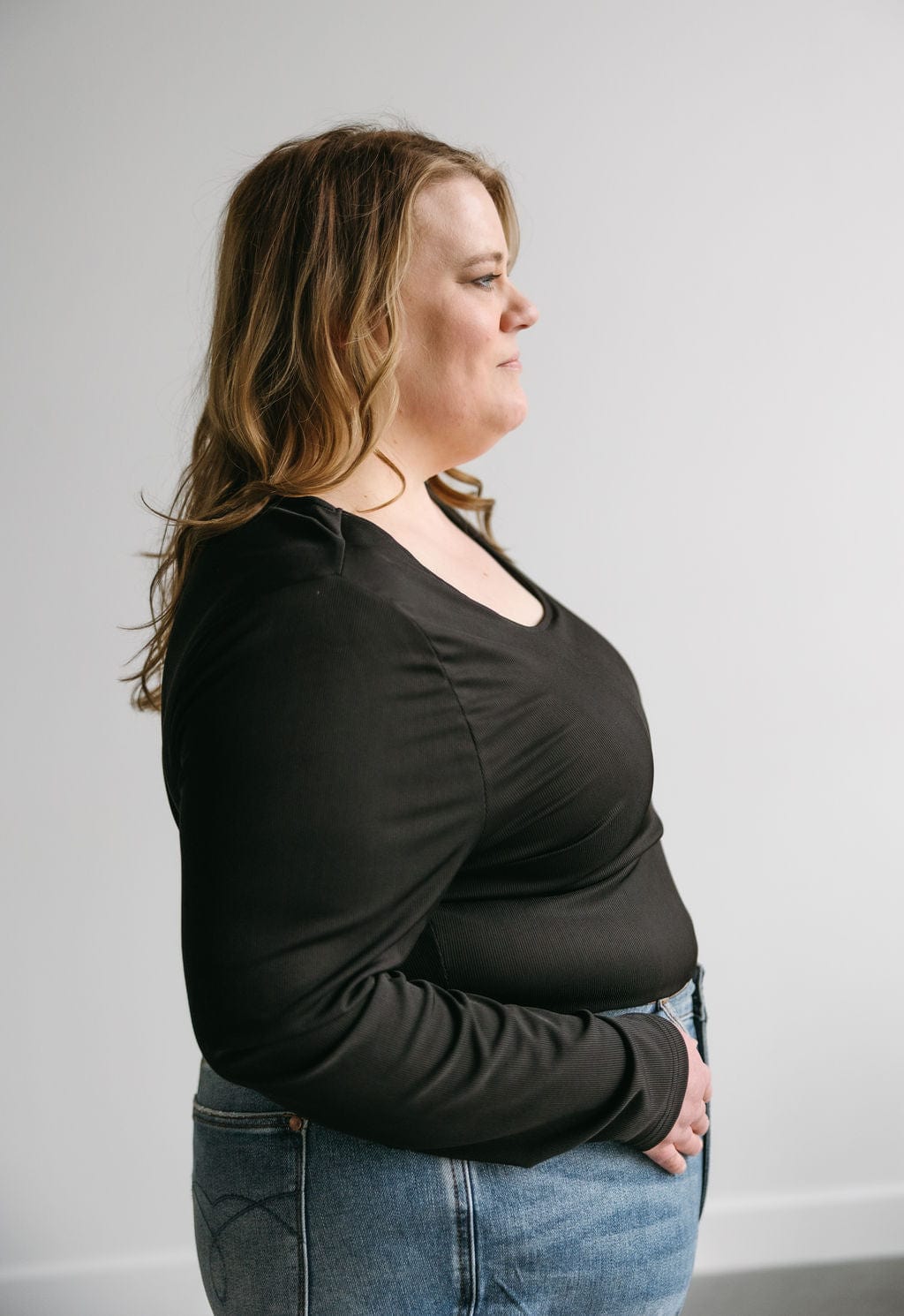 RIBBED LONG SLEEVE BODYSUIT IN BLACK - Love Marlow