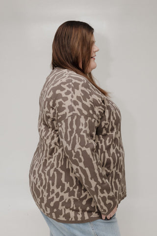 RIBBED MOCK NECK ANIMAL PRINT SWEATER - Love Marlow