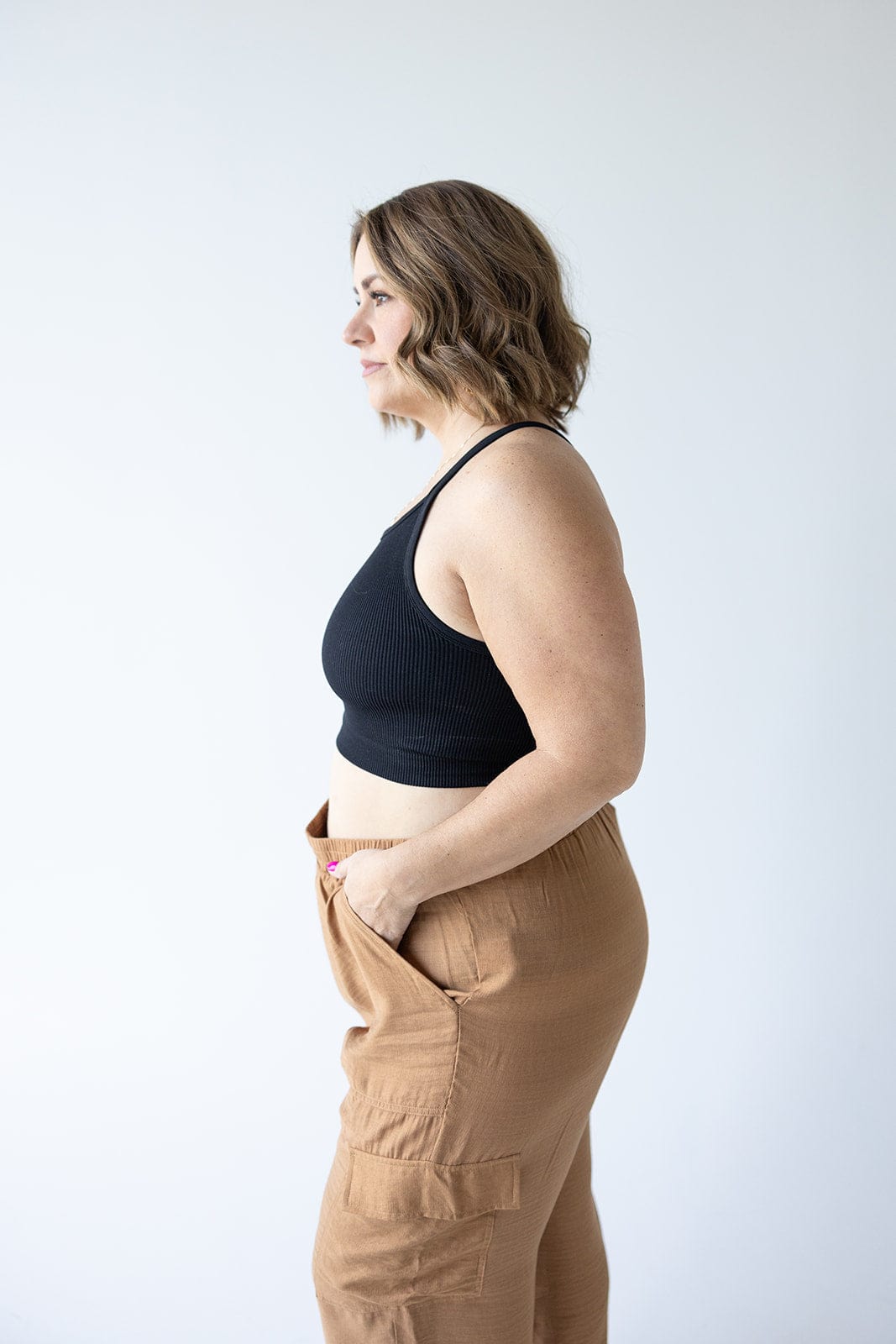 RIBBED SEAMLESS CROP TOP IN BLACK - 2x/3x - Love Marlow