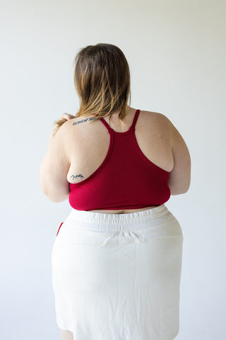 RIBBED SEAMLESS CROP TOP IN SANGRIA - Love Marlow