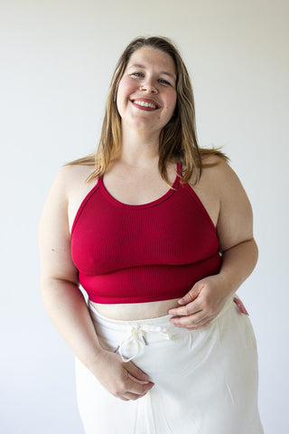 RIBBED SEAMLESS CROP TOP IN SANGRIA - Love Marlow