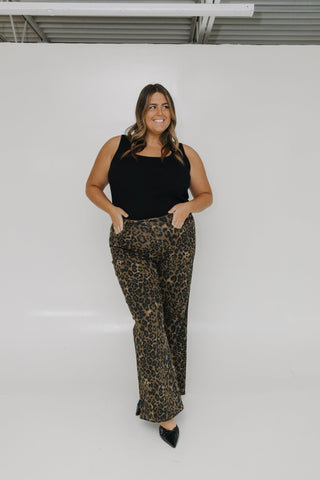 RIBBED SQUARE NECK SWEATER TANK - Love Marlow