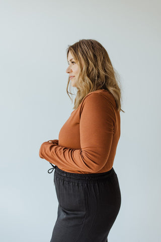 RIBBED V - NECK BODYSUIT IN URBAN BRONZE - Love Marlow