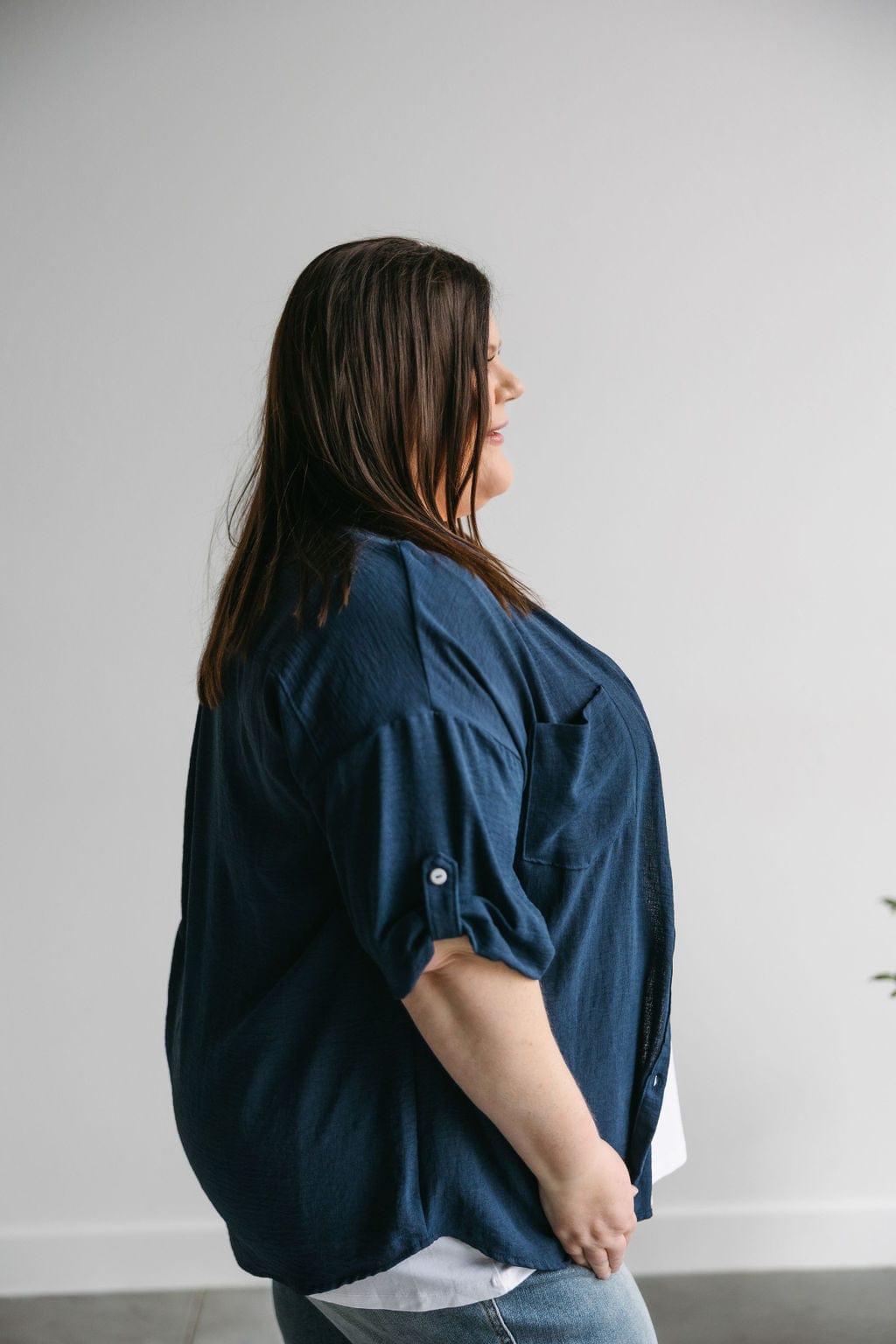 ROLLED CUFF BUTTON DOWN IN DARK HORIZON - Love Marlow