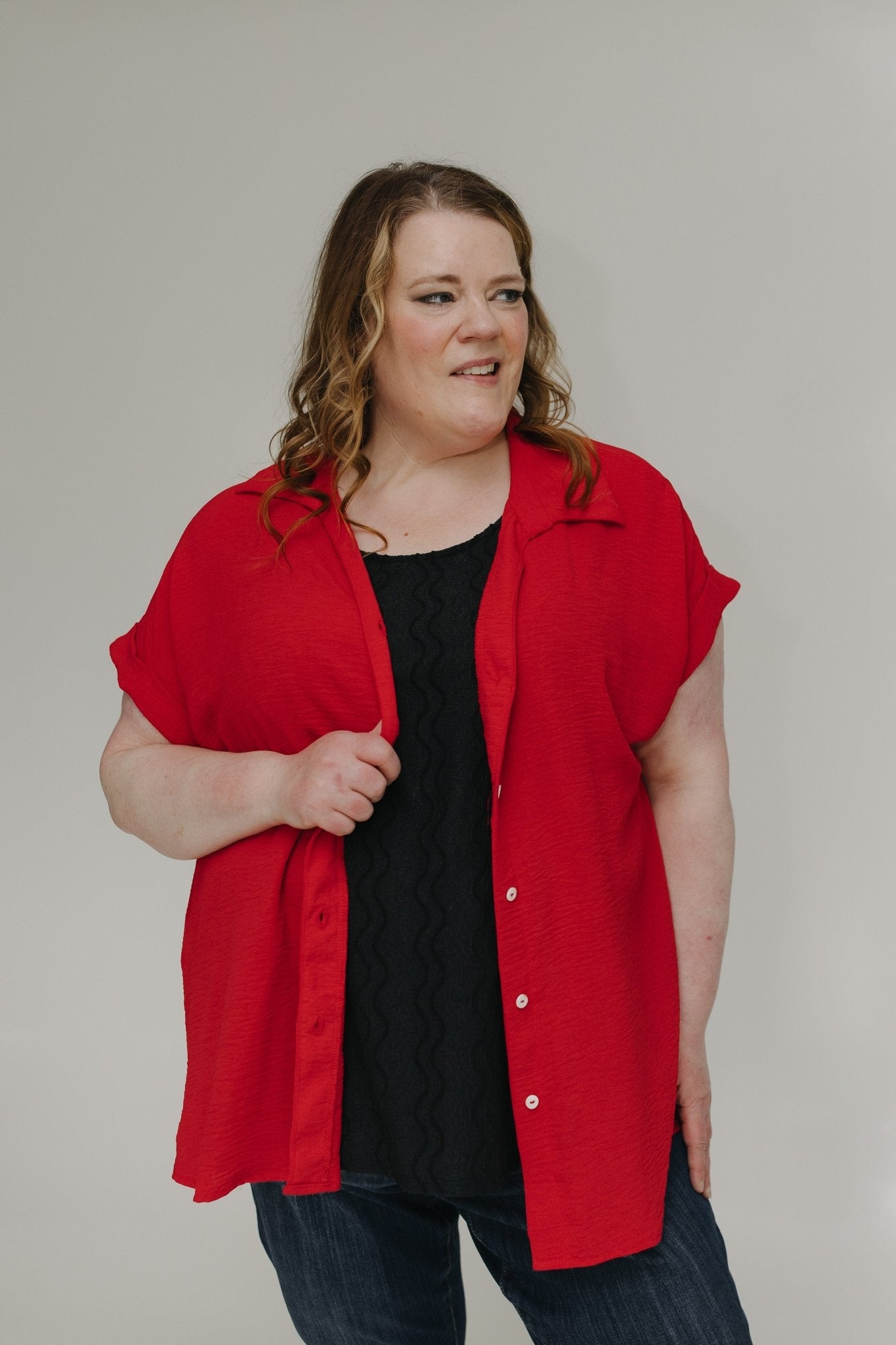 ROLLED CUFF CAP SLEEVE BUTTON DOWN IN CALIENTE - Love Marlow