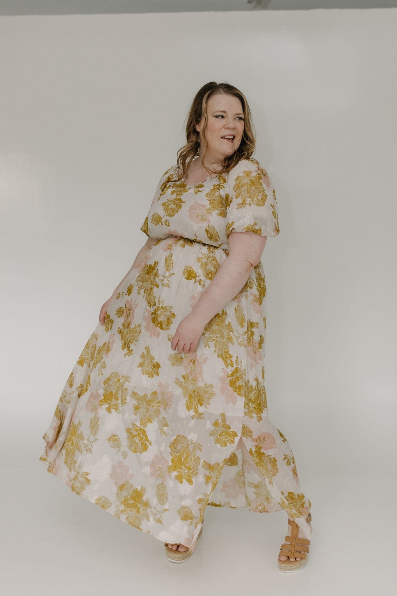 ROMANTIC LARGE PRINT FLORAL DRESS - Love Marlow