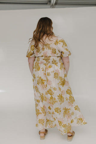 ROMANTIC LARGE PRINT FLORAL DRESS - Love Marlow