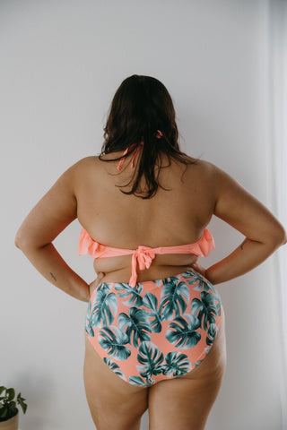 RUFFLED HALTER TOP WITH TROPICAL PRINT BOTTOM BIKINI - Love Marlow