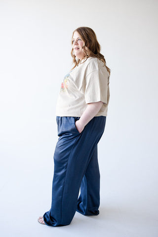 SATIN PULL - ON STRAIGHT LEG PANT - Love Marlow