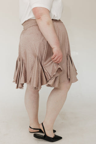 SHIMMERY ANIMAL PRINT TIERED MINI SKIRT IN DUSTY ROSE - Love Marlow