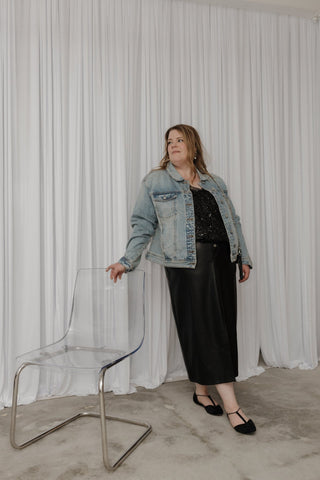 SHIMMERY CAMI WITH LACE DETAIL - Love Marlow