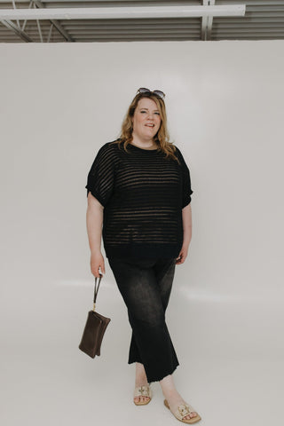SHORT SLEEVE CROCHET SWEATER IN BLACK - Love Marlow