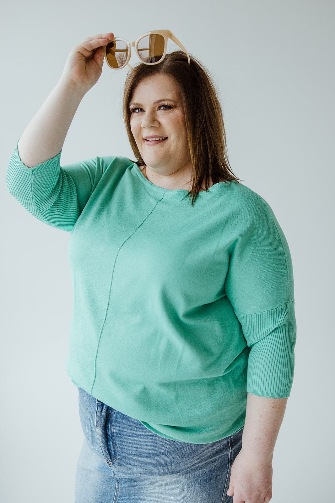 SHORT SLEEVE SEAM SWEATER IN SPRING AQUAMARINE - Love Marlow