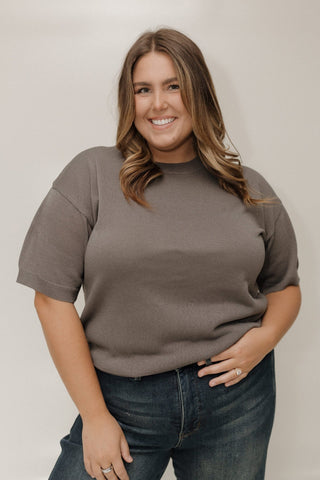 SHORT SLEEVE SWEATER IN CHARCOAL - Love Marlow