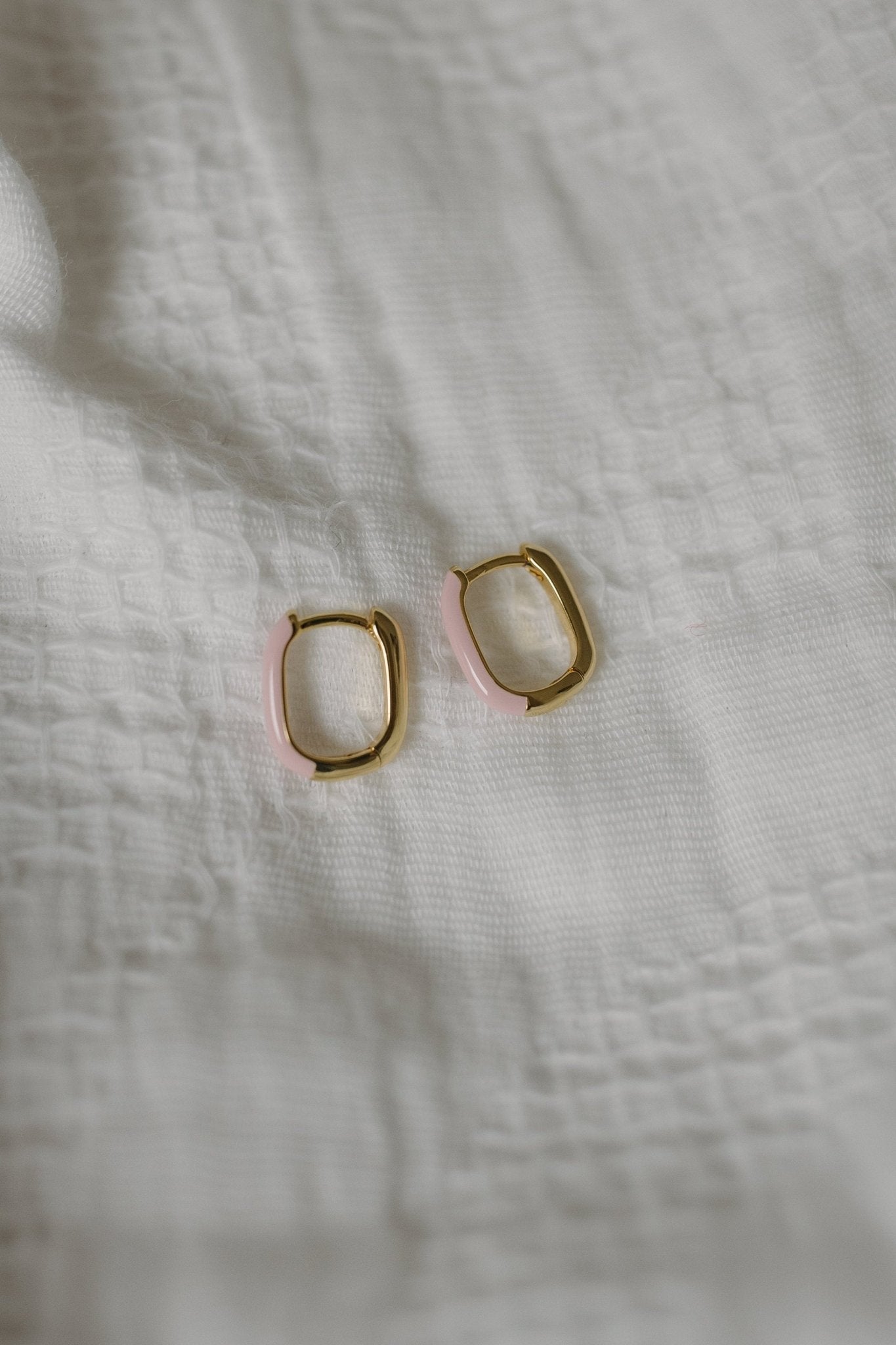 SIENNA PETAL PINK ENAMEL HOOPS - Love Marlow