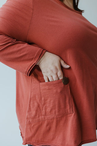 SINGLE POCKET TUNIC WITH RAW HEMS IN ROASTED CINNAMON - Love Marlow