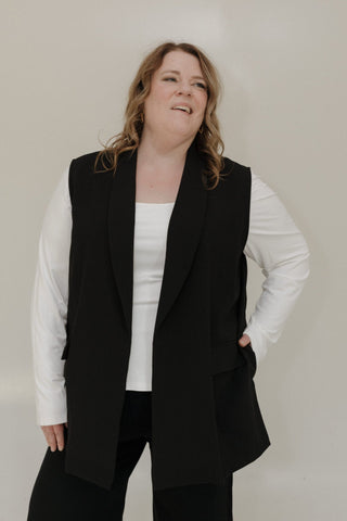 SLEEVELESS BLAZER VEST IN BLACK - Love Marlow