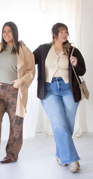 Sleeveless Gold Button Knit Sweater Vest – Taupe - Love Marlow