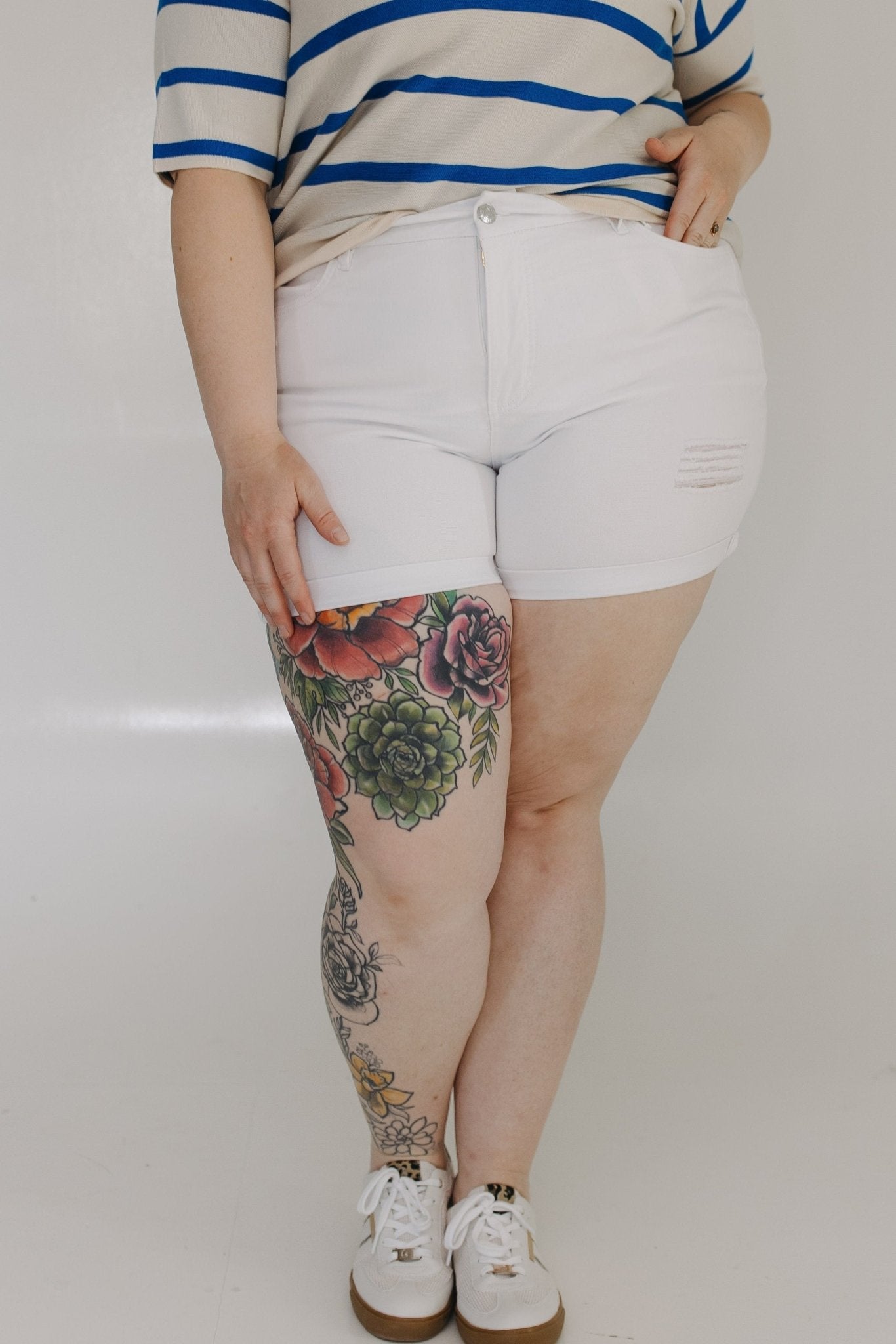 SLIGHTLY DISTRESSED TUMMY CONTROL CUFFED SHORTS IN WHITE - Love Marlow