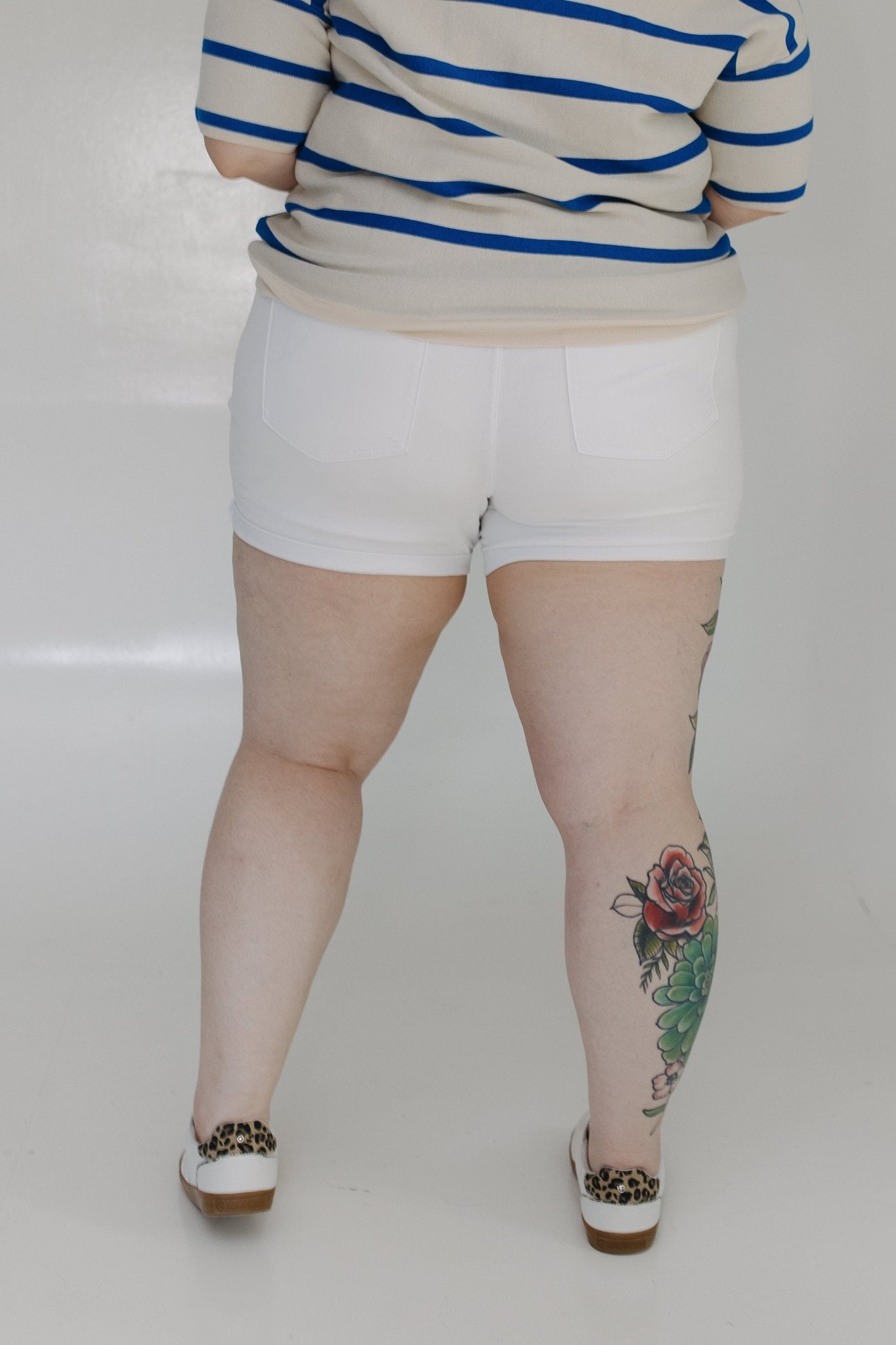 SLIGHTLY DISTRESSED TUMMY CONTROL CUFFED SHORTS IN WHITE - Love Marlow