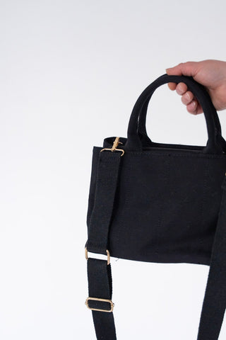SOLID MEDIUM CANVAS TOTE BAG IN BLACK - Love Marlow
