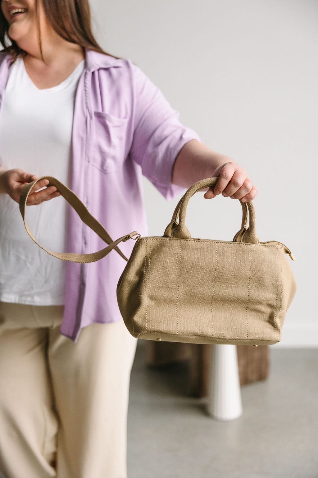 SOLID MEDIUM CANVAS TOTE BAG IN NATURAL - Love Marlow