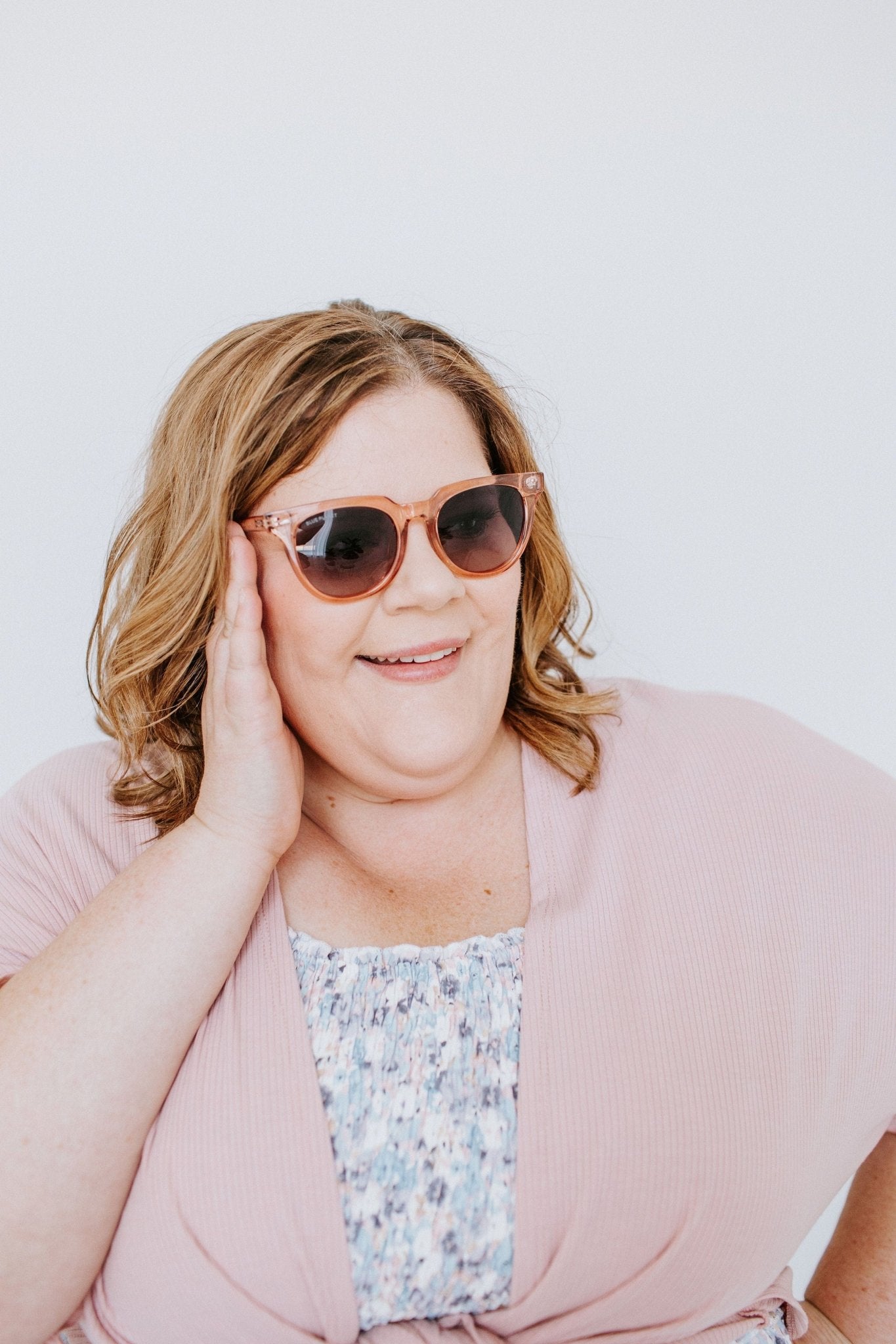 SOUTH HAVEN SUNGLASSES IN BROWN SUGAR - Love Marlow