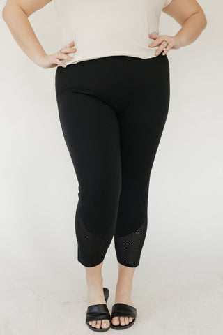 Spanx© EVERY.WEAR LASER WAVE 7/8 LEGGINGS IN VERY BLACK - Love Marlow