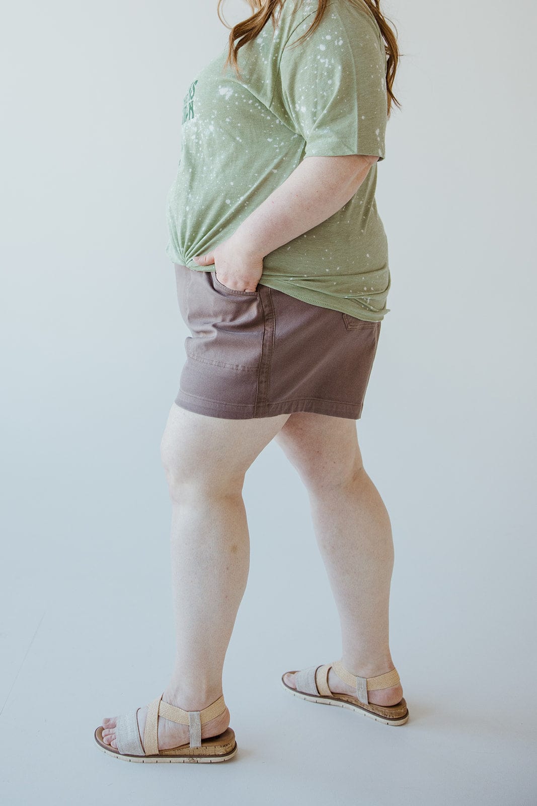 Spanx® STRETCH TWILL SHORTS 6" IN SMOKE - Love Marlow