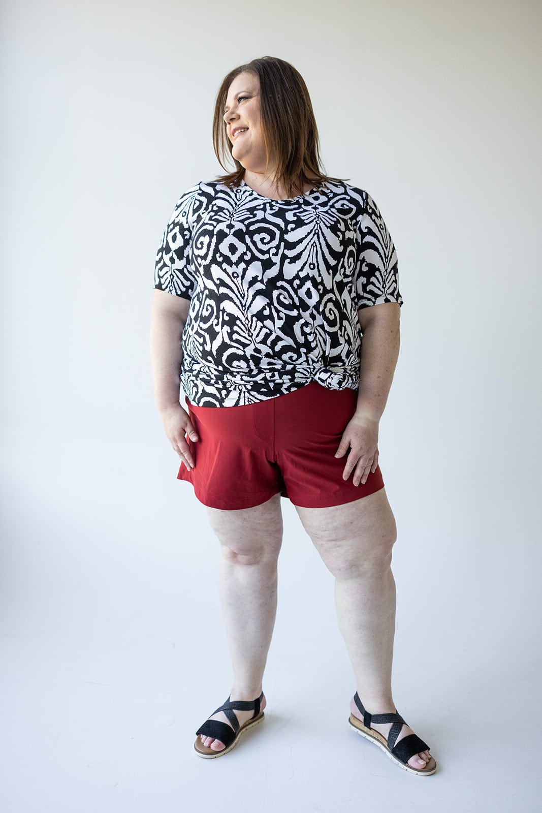 Spanx® SUNSHINE SHORTS 6" IN DARK CHERRY - Love Marlow