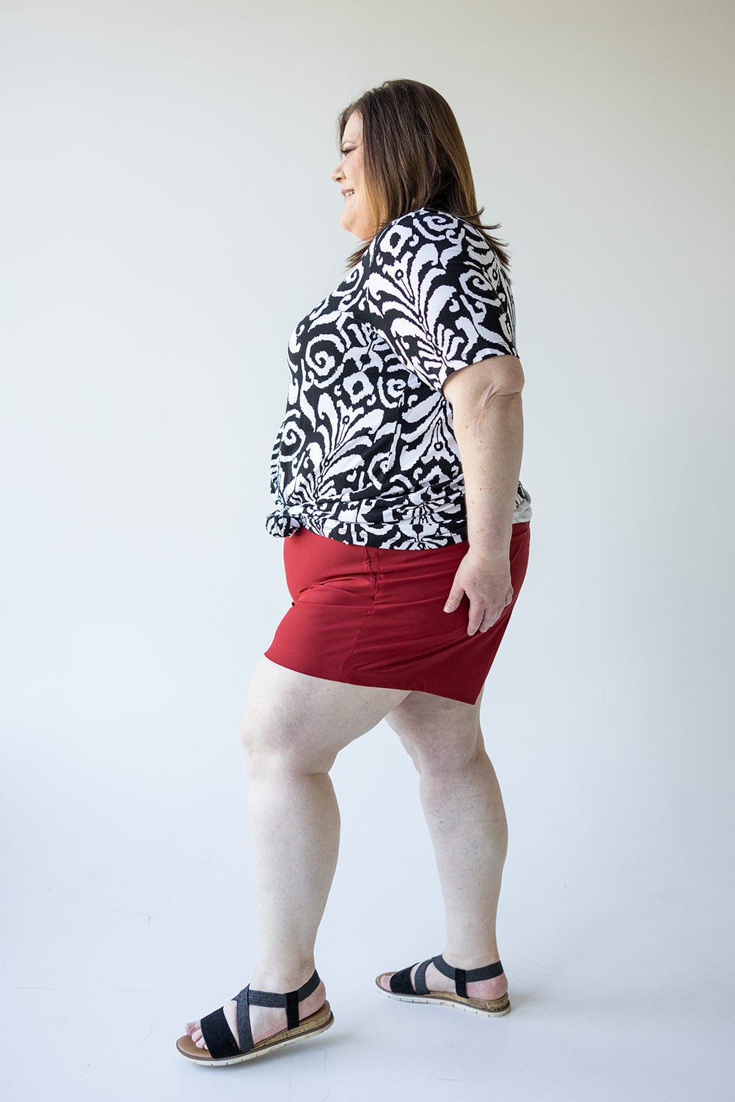 Spanx® SUNSHINE SHORTS 6" IN DARK CHERRY - Love Marlow