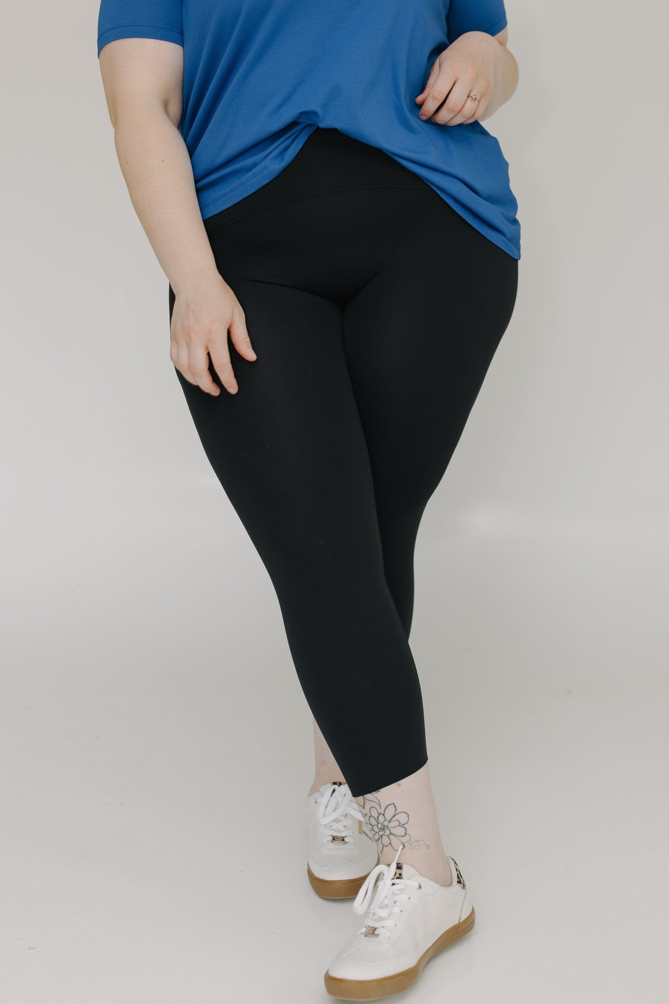 SPANXshape™ Booty Boost® 7/8 Leggings in Very Black - Love Marlow