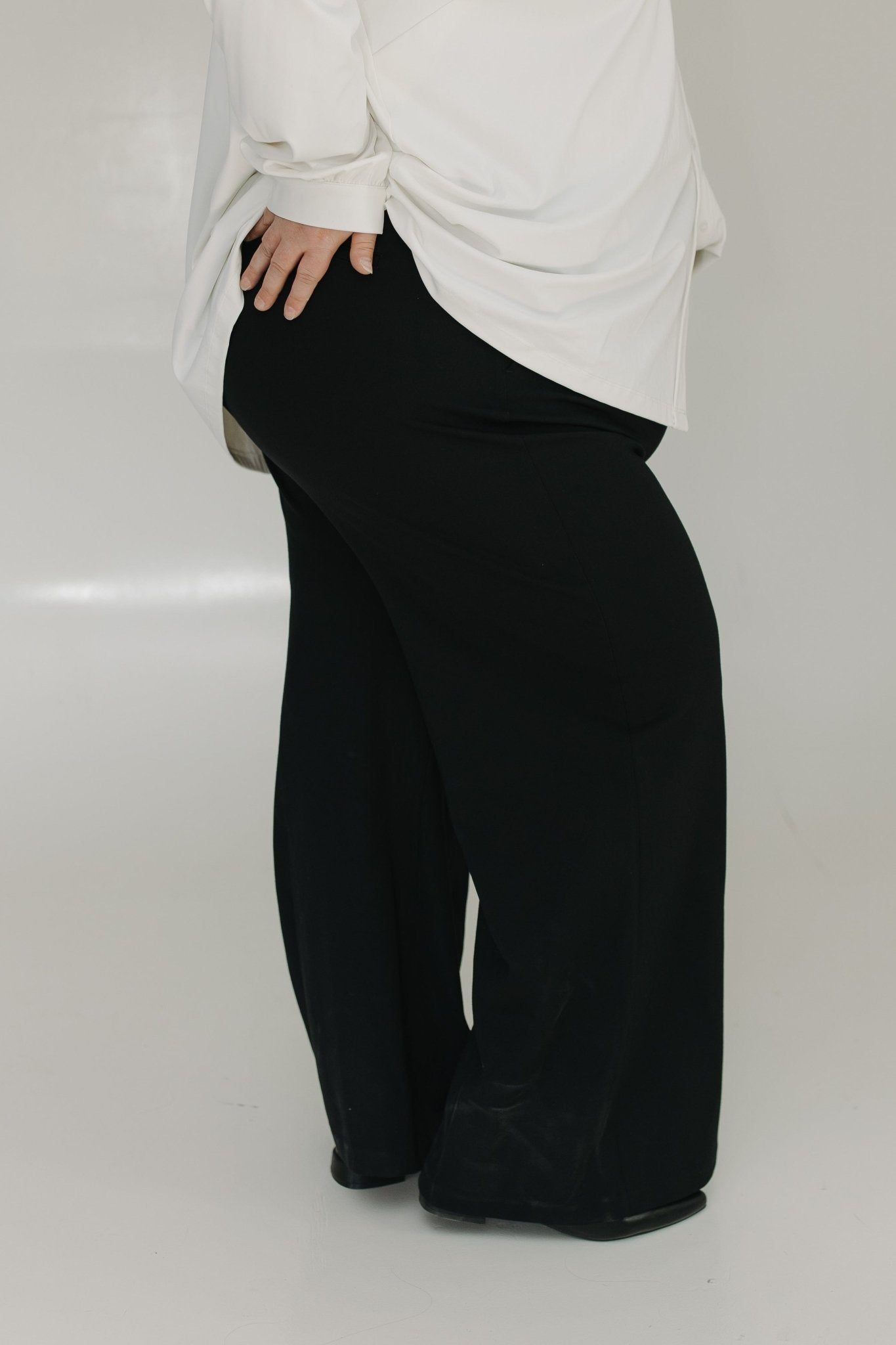 SPANXsupersmooth™ PerfectFit Petite Ponte Wide Leg Pant - Love Marlow