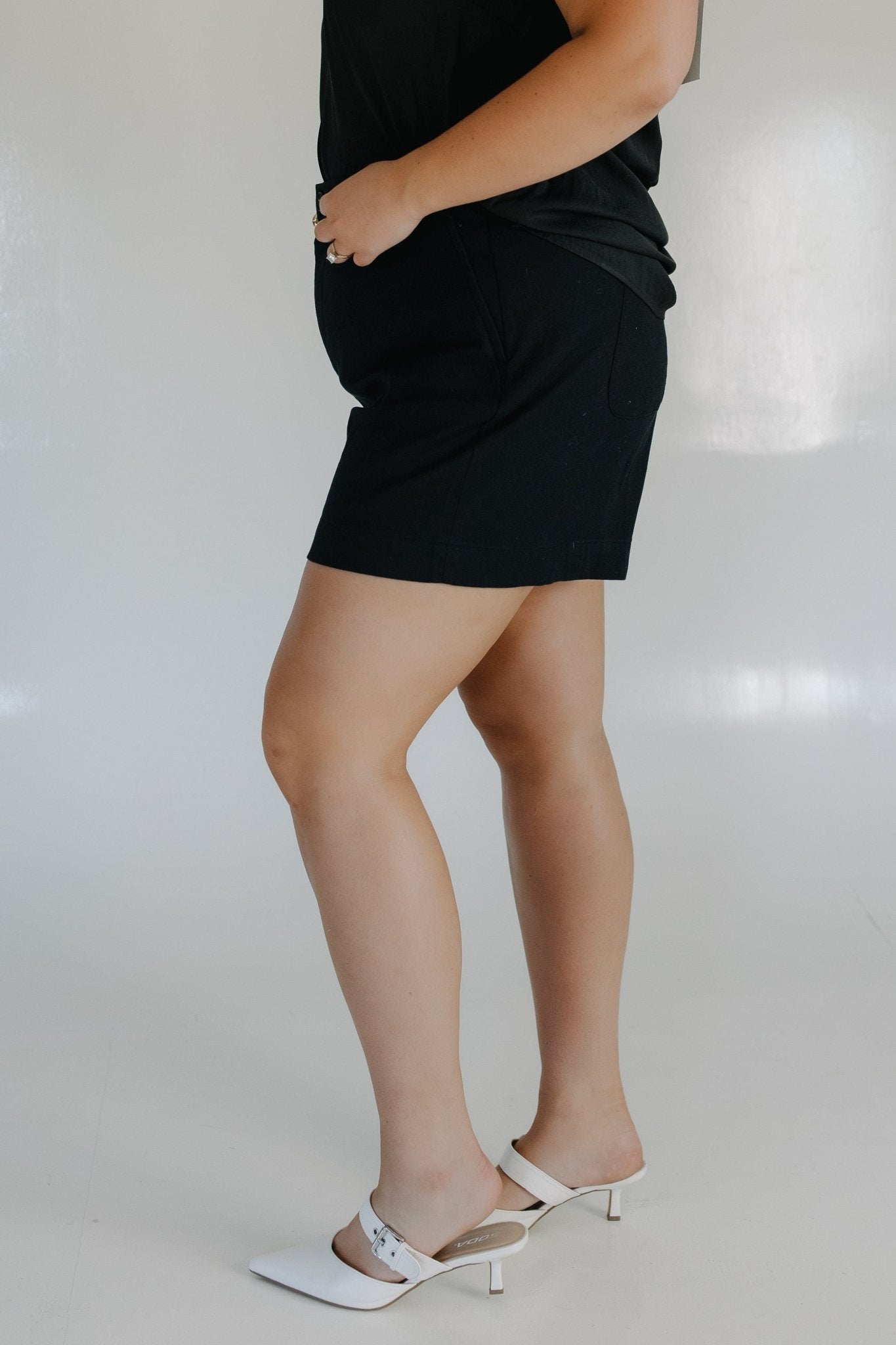 SPANXsupersmooth™ Stretch Twill Short 5" in Classic Black - Love Marlow