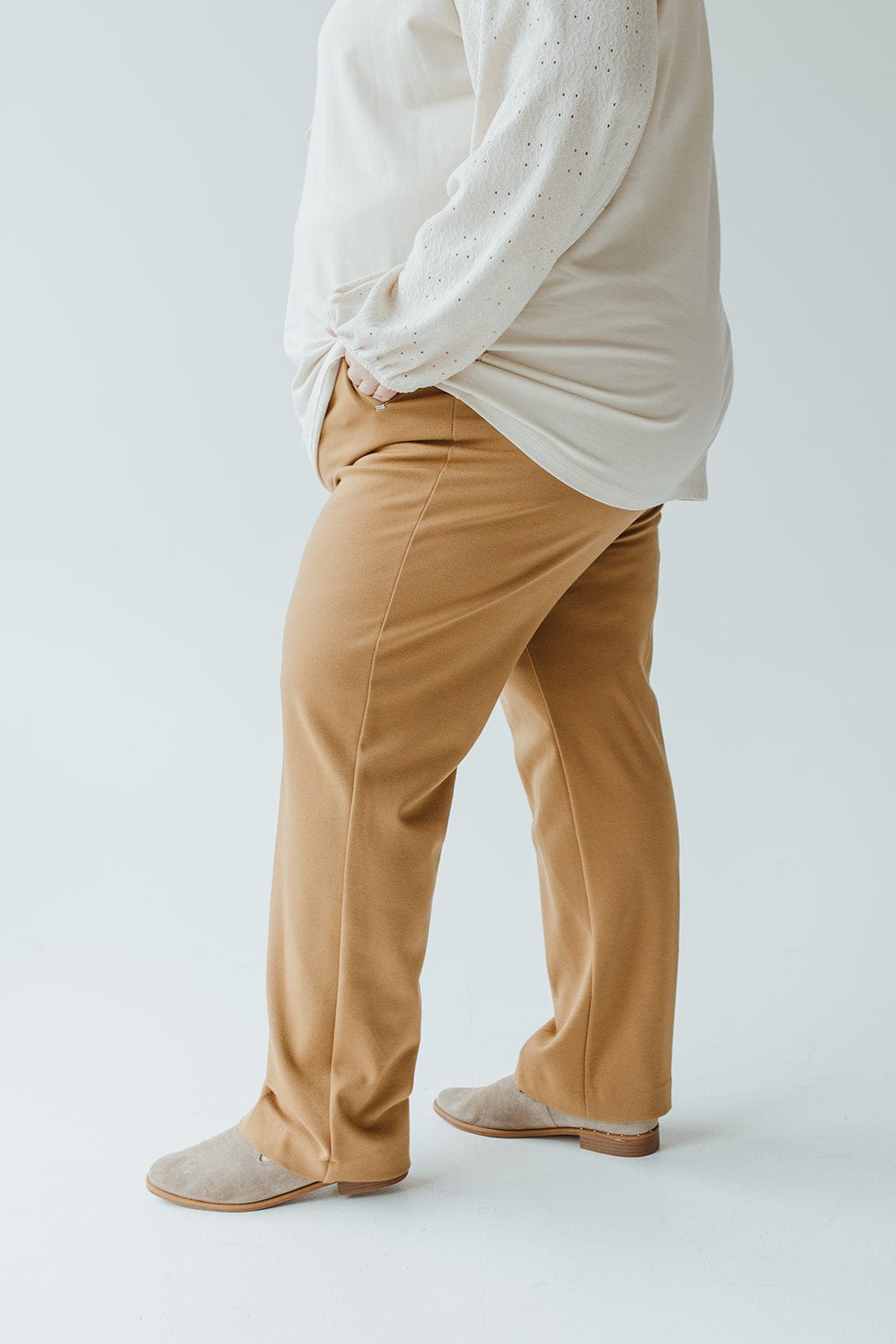 STRAIGHT LEG DRESS PANTS IN CARMEL LATTE - Love Marlow